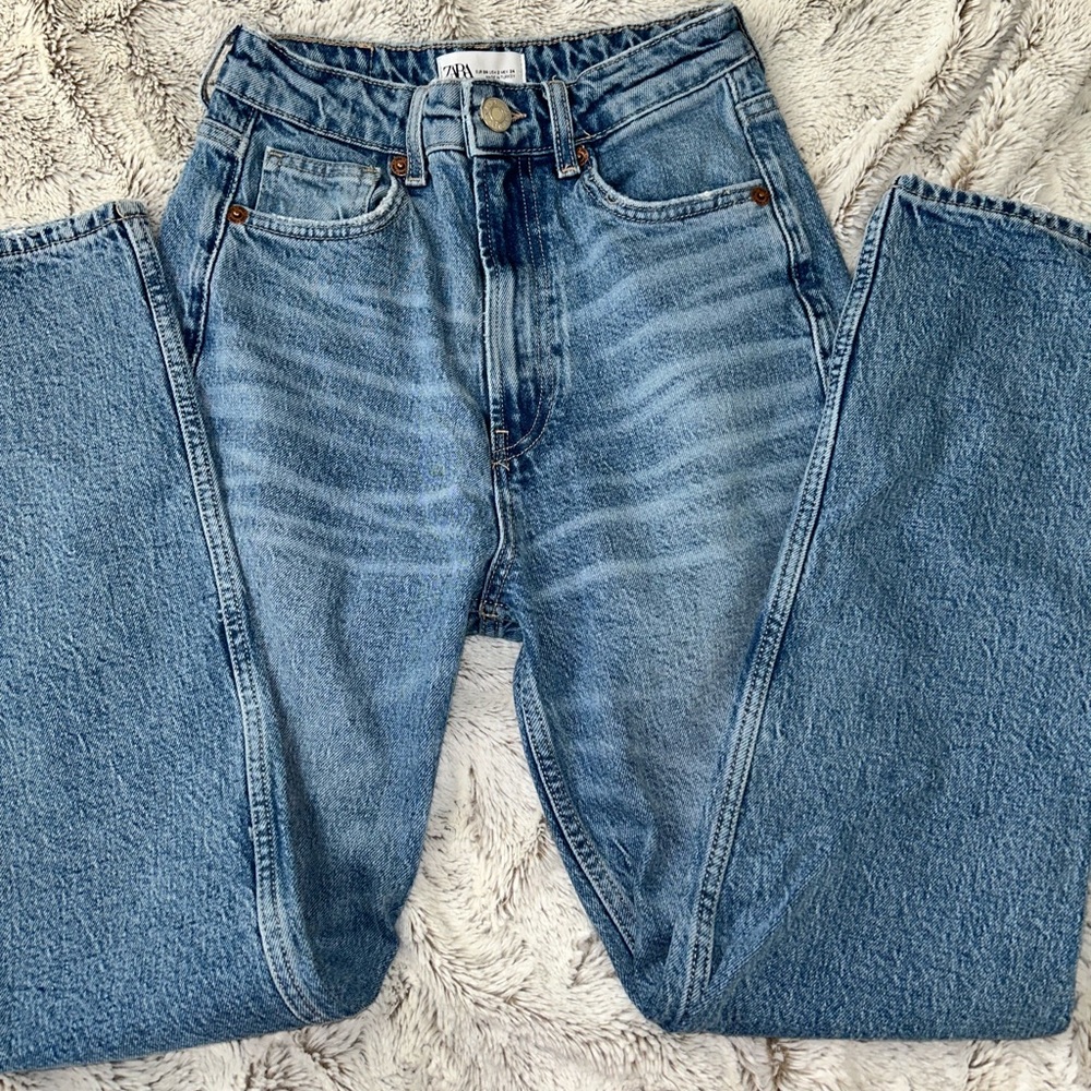 Zara straight leg jeans size (25/2)